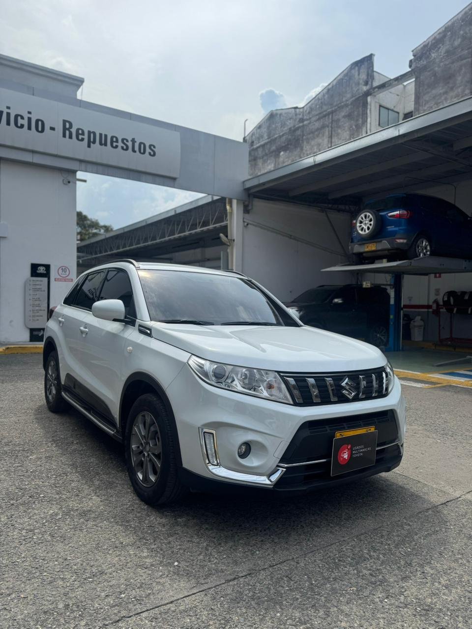 Suzuki Vitara Life 2WD AT - Modelo 2024