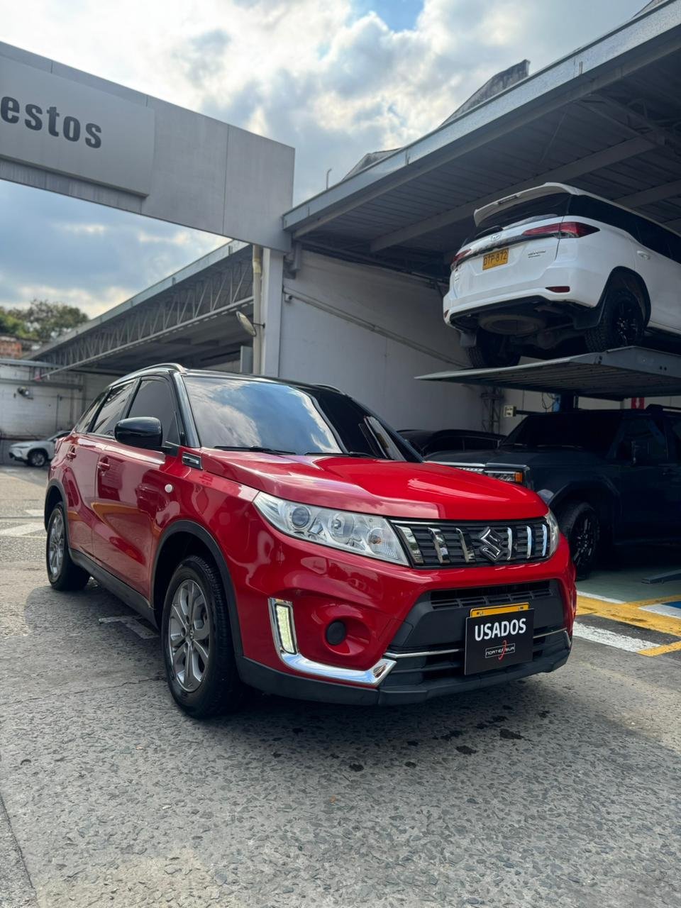 Suzuki Vitara Life 2WD MT- Modelo 2020