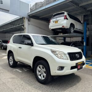 Prado Sumo TX  Gasolina Blindada Nivel II Plus - Modelo 2013