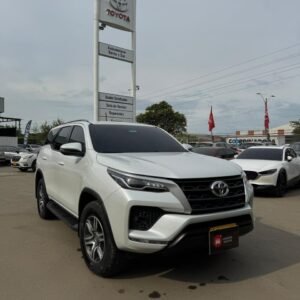 Toyota Fortuner SR Diésel - Modelo 2023