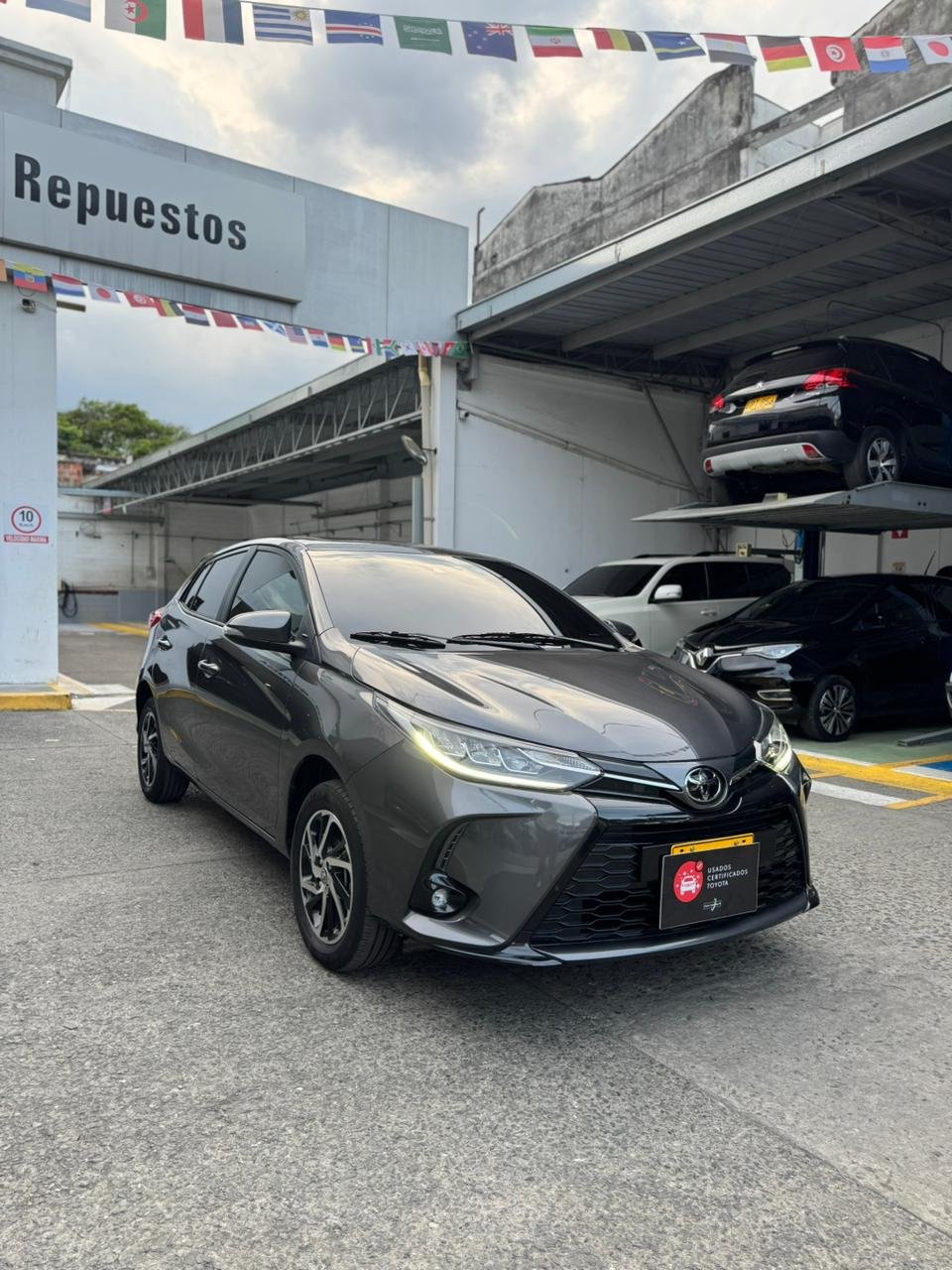 Toyota Yaris Sport - Modelo 2026